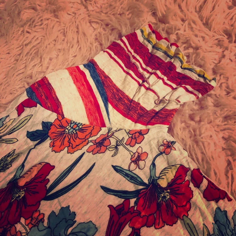 Rachel Malone flower top